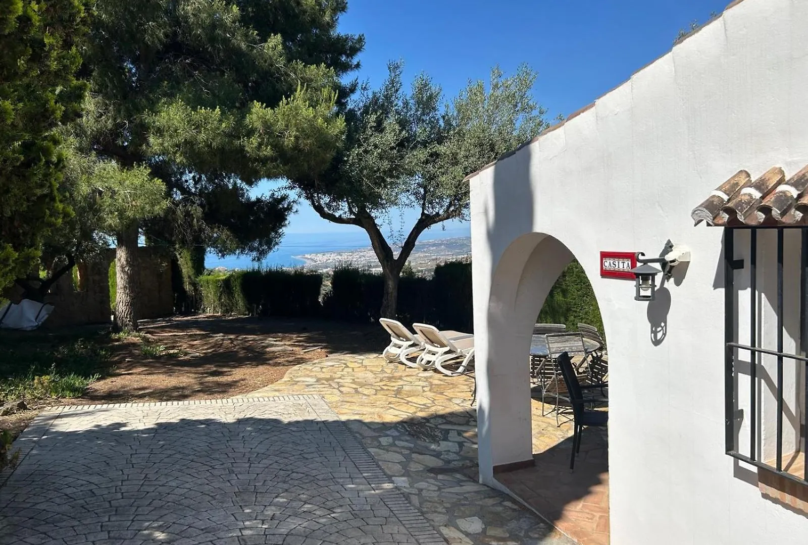Toro Vista Casita - 1-2 Bedrooms Sayalonga 0*,  Spanje