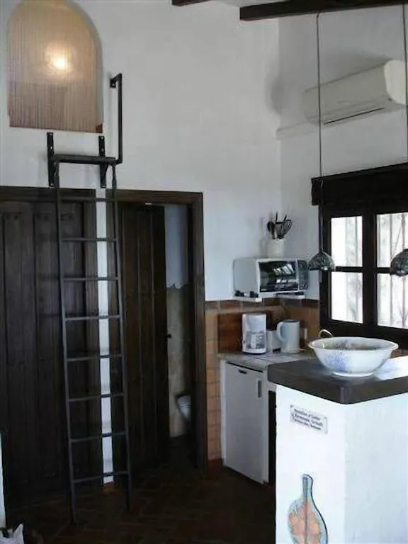 Toro Vista Casita - 1-2 Bedrooms Sayalonga Holiday home