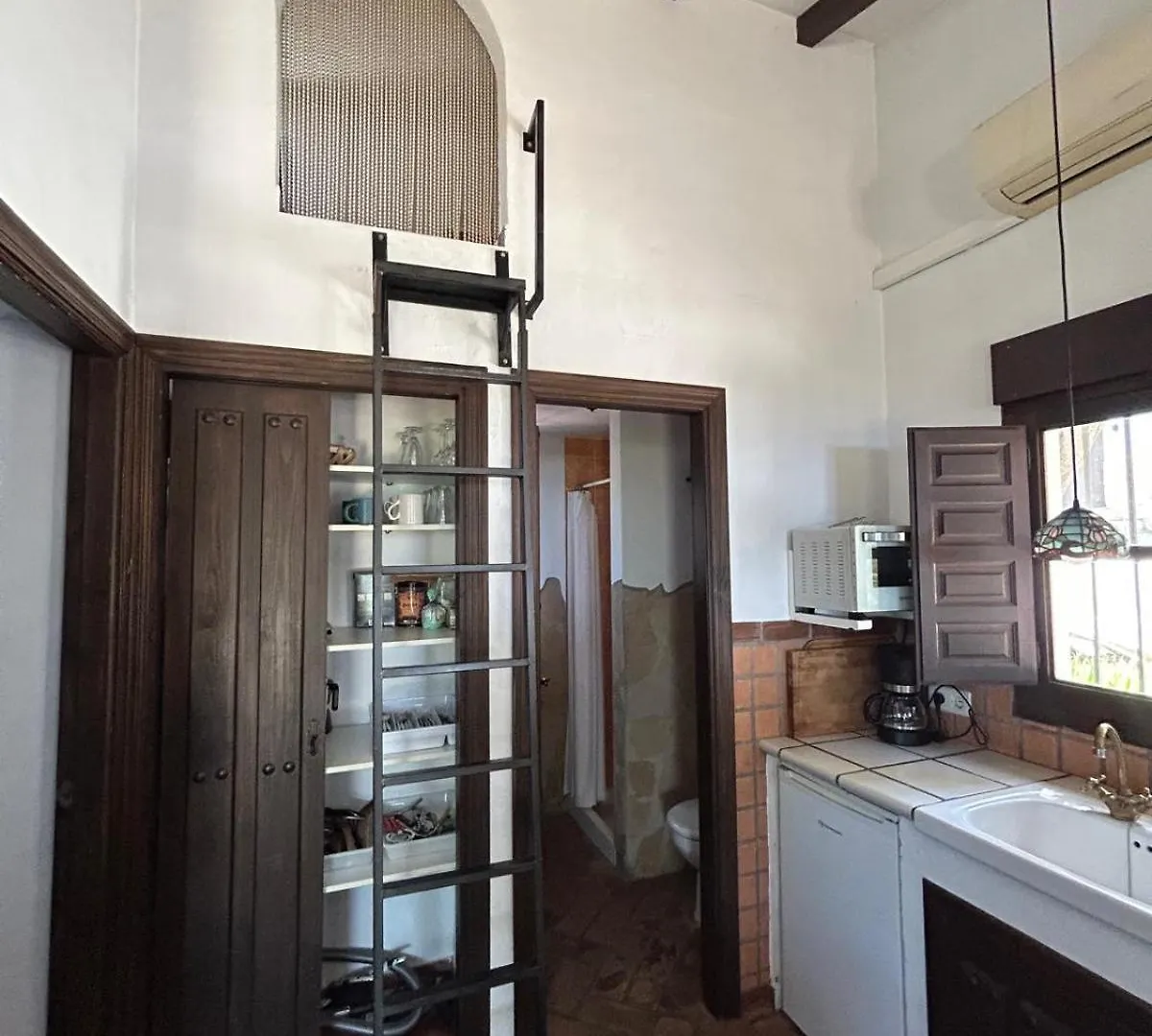 Toro Vista Casita - 1-2 Bedrooms Sayalonga 0*,  Spagna