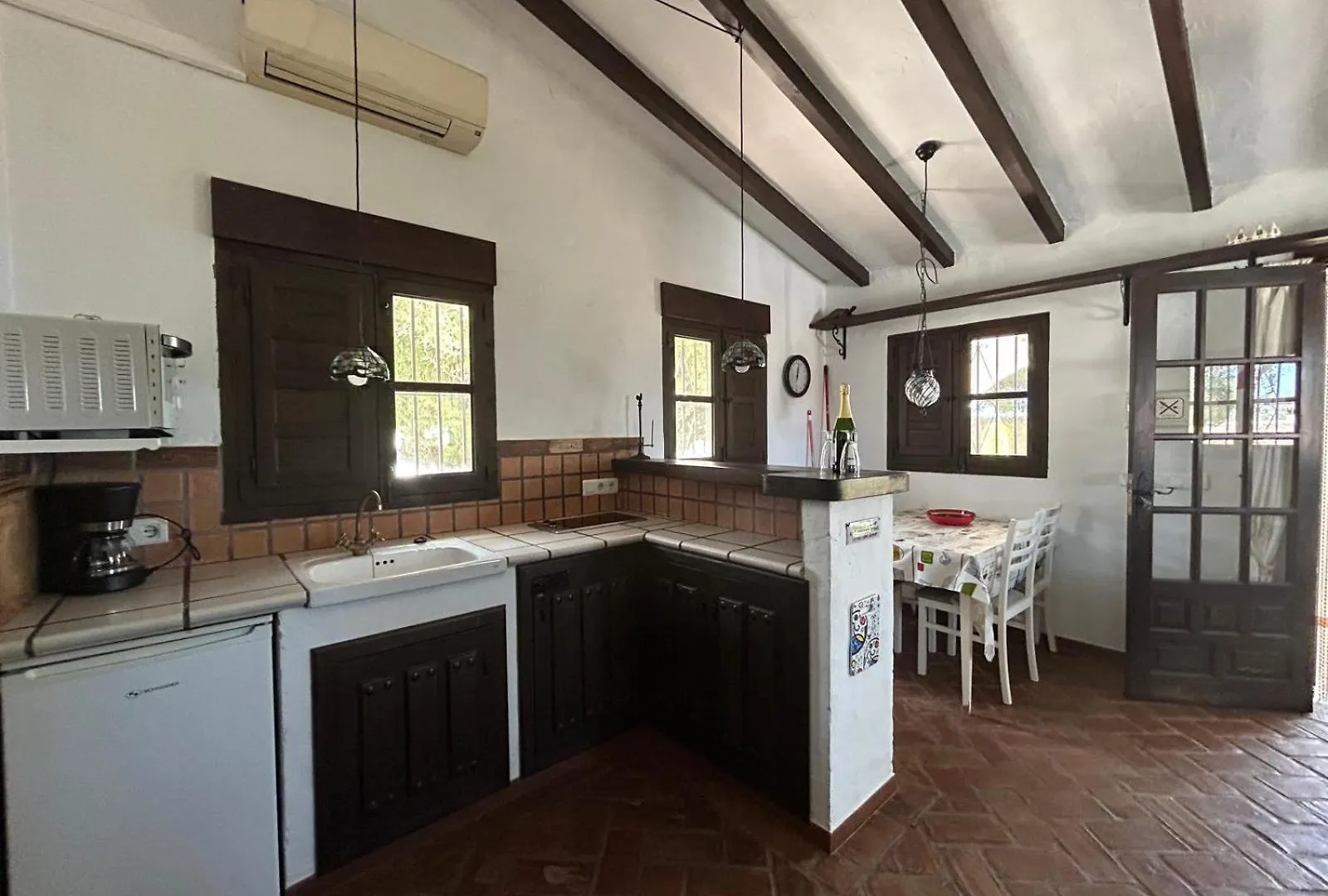 Toro Vista Casita - 1-2 Bedrooms Sayalonga
